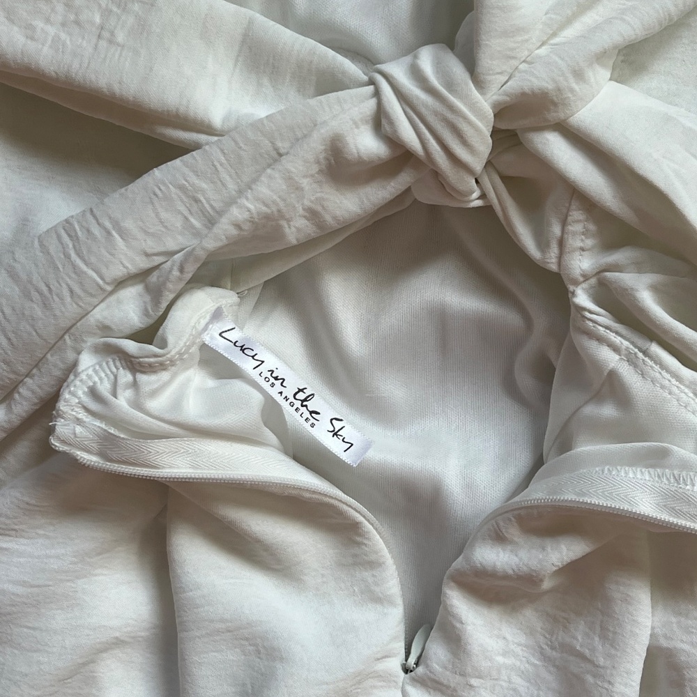 Lucy in the Sky Off White Ruffle Mini Dress w/ Back Ties | Women’s Size Large - Picture 9 of 12